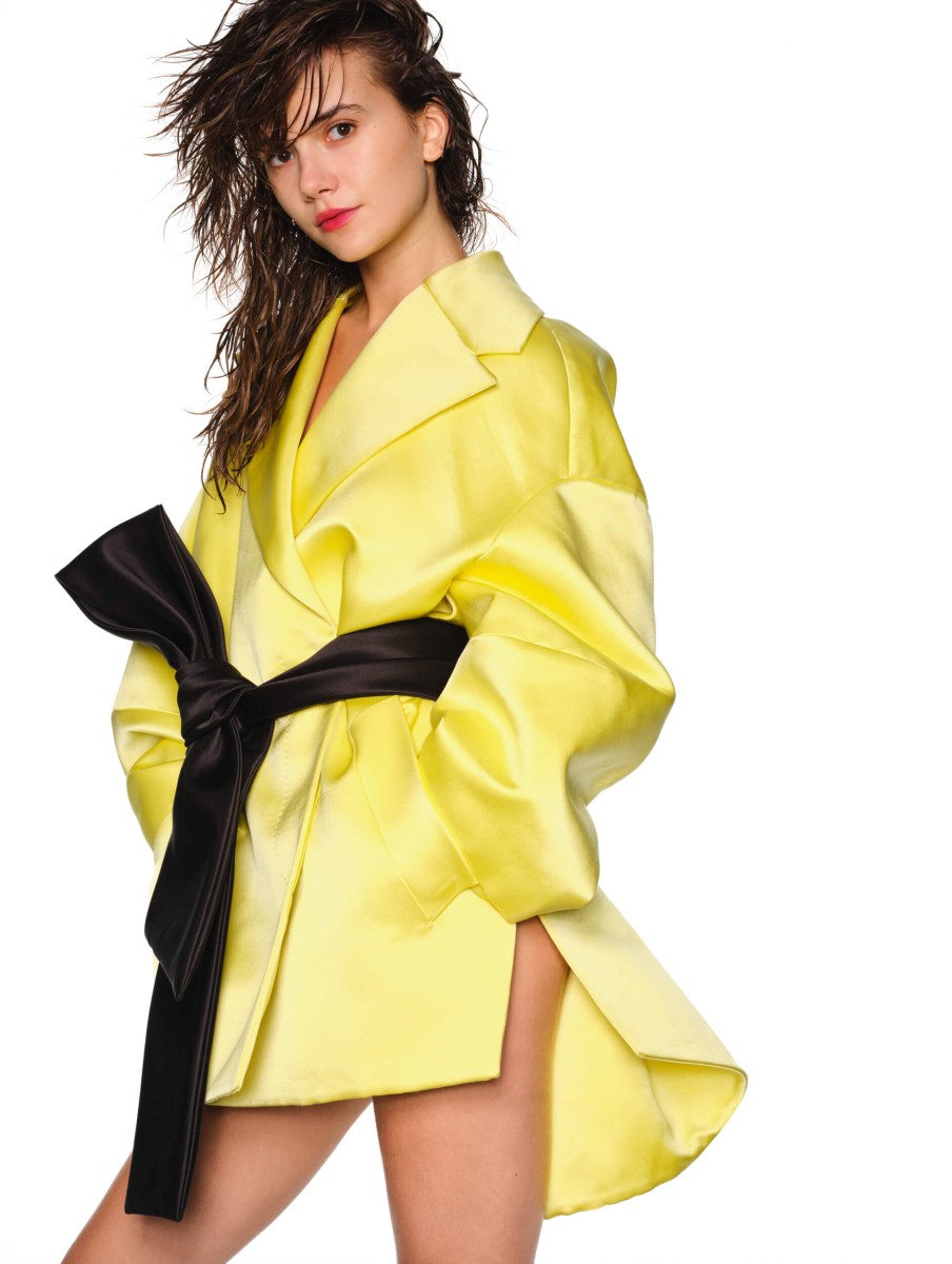 emilia-jones_heroine-23_instagram_page_2_image_0002